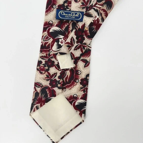 Oscar de la Renta 56" Necktie Mens Burgundy Floral Couture Silk Classic Designer - Picture 2 of 4